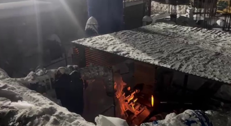 برف ایستاد، اما آنان نه؛ بازگشت آب به بانه با حماسه‌ای بی‌وقفه +فیلم